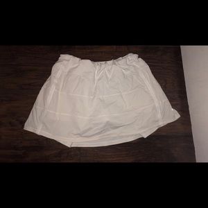 White Lululemon tennis skirt